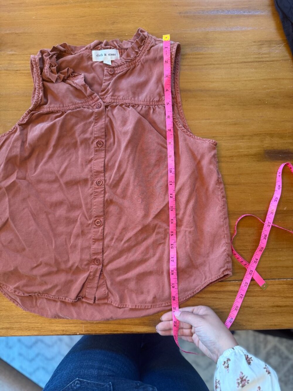 Cloth & Stone Rust Lyocell Ruffle Sleeveless Button Top Size S - Picture 7 of 7